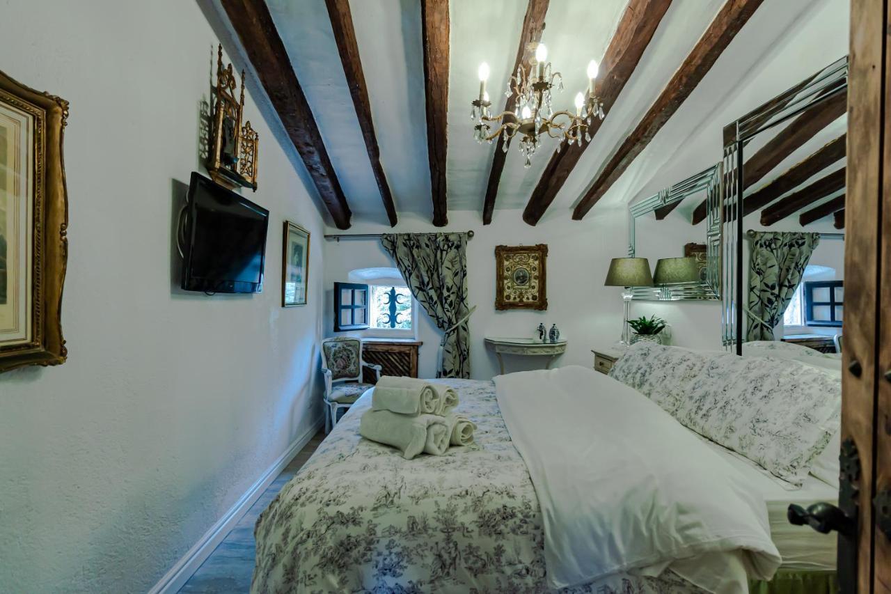 Masia Mimosa Darnius Buitenkant foto